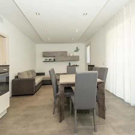 Wave - Realnova * Lido di Jesolo